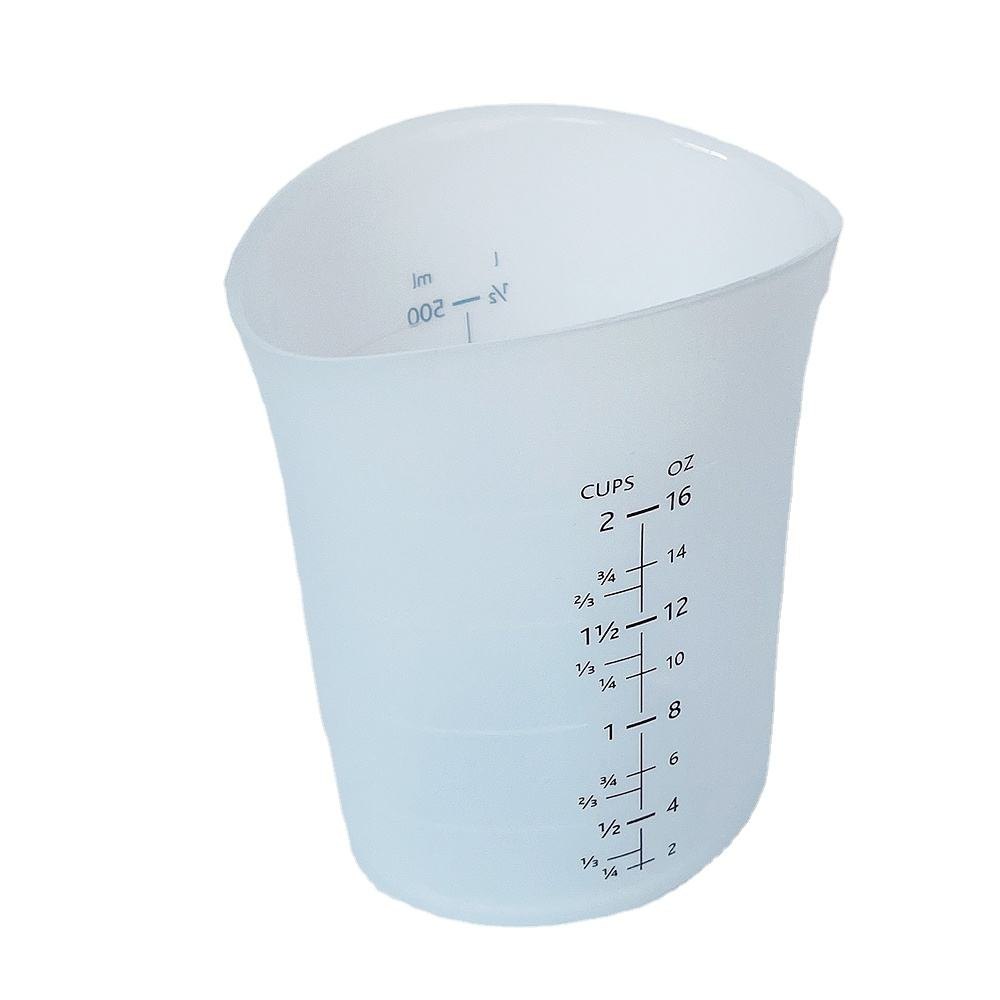 Flexible measuring cup