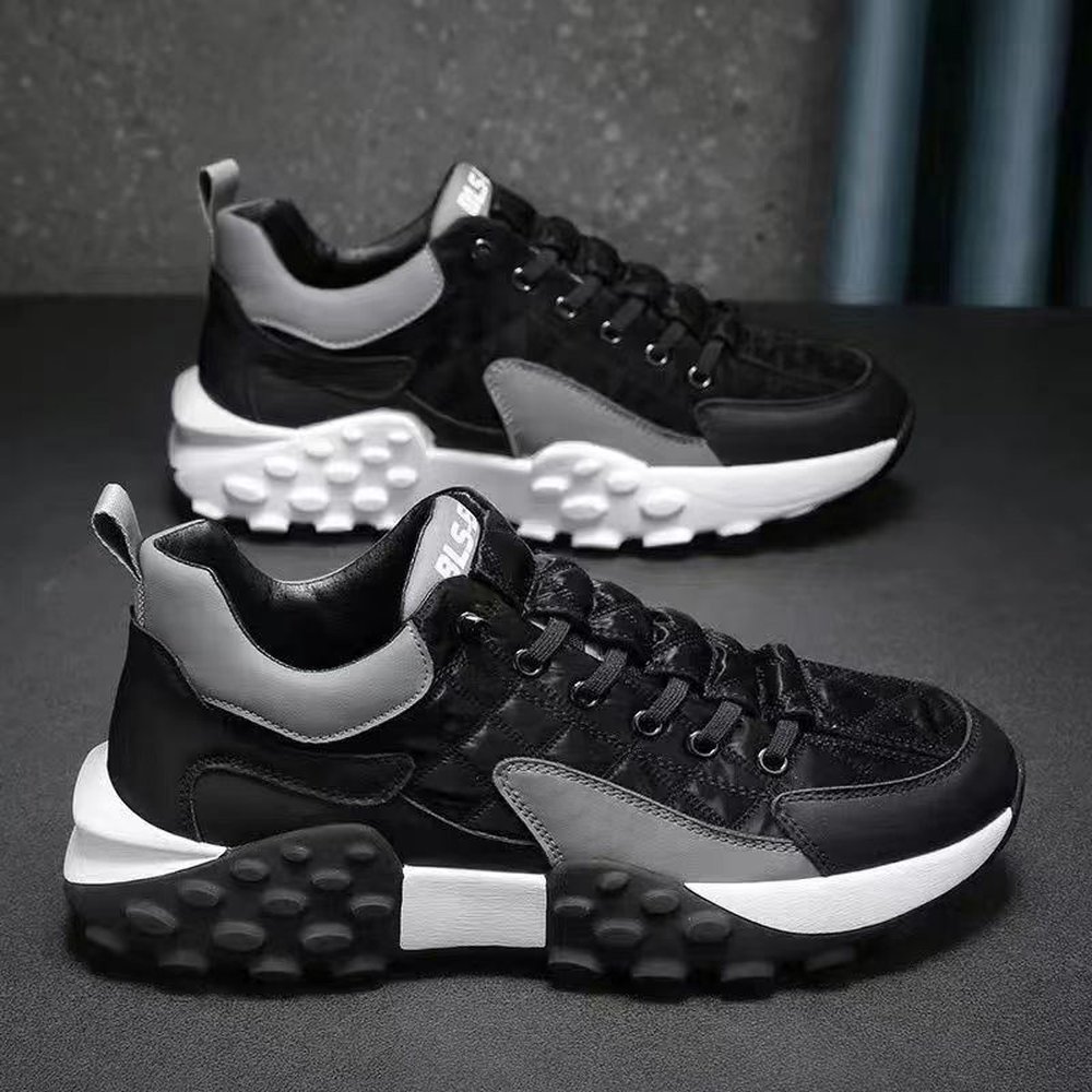 Men's classic sports shoes